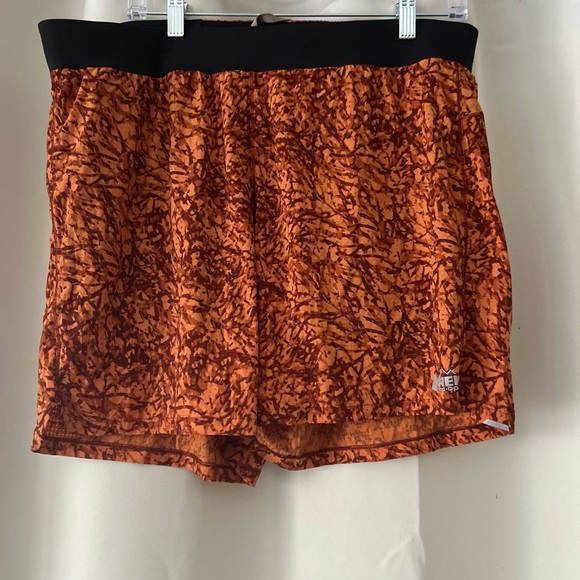 REI Swiftland High-Rise 7” Running Shorts - size large - Picture 1 of 4